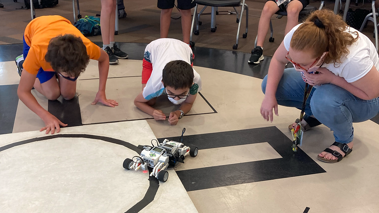 UNC Charlotte Youth Programs Camps on Campus 49er Minors Robotics 201